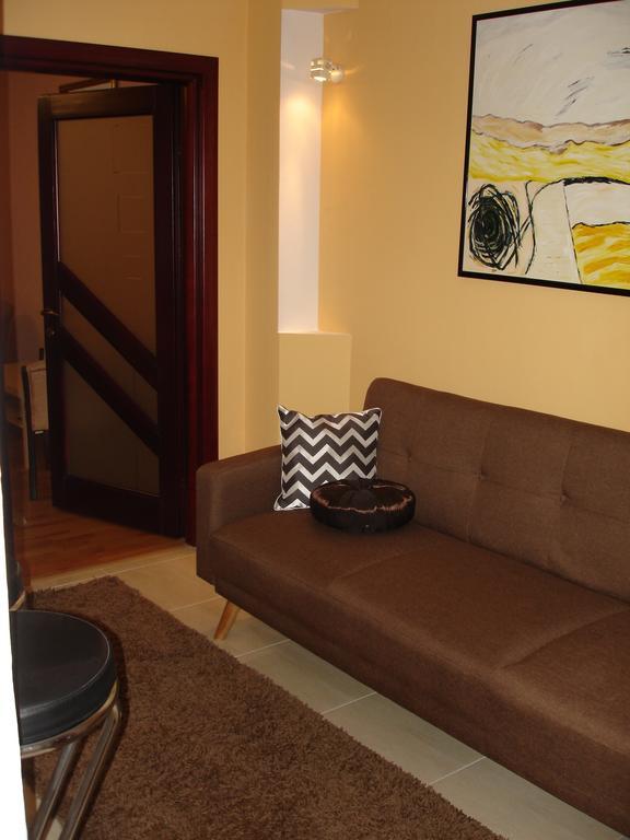 Apartament Central Piatra Neamţ エクステリア 写真